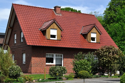 Керамическая черепица Roben Flandern Plus Кайенская блестящая ангоб